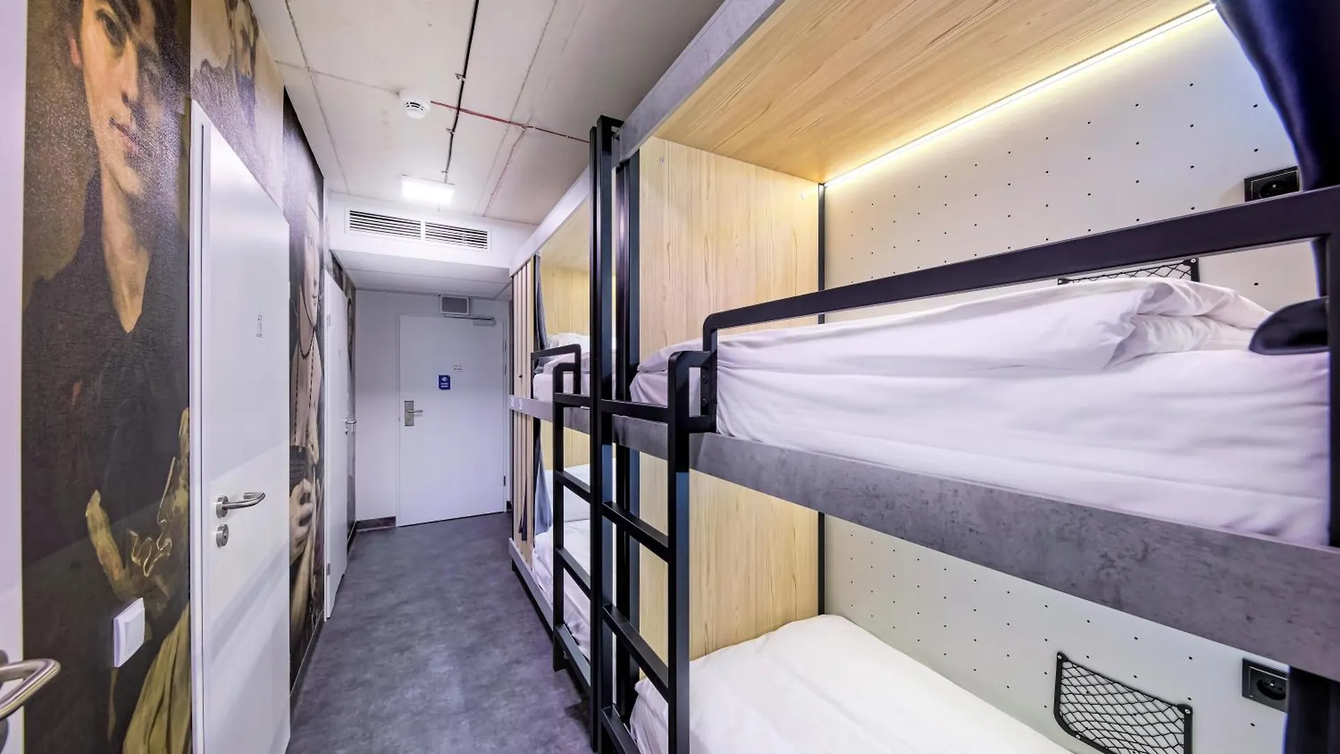 Easy One Premium Art Aparthotel Krakow