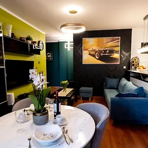 Torre Verona - 70m2, Terrace, Garage Апартаменты
